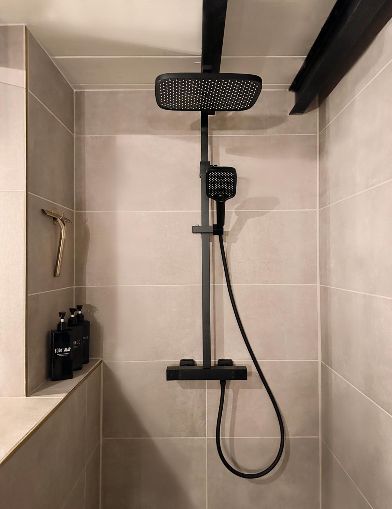 המבורג Black Suite 4 Luxus In Alsternaehe מראה חיצוני תמונה